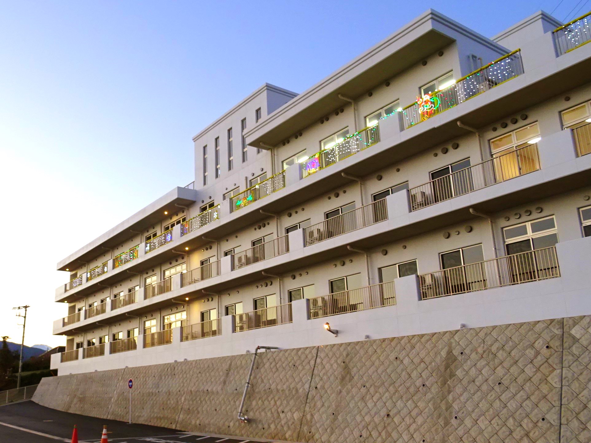 小田原市　特別養護老人ホーム　電気設備工事